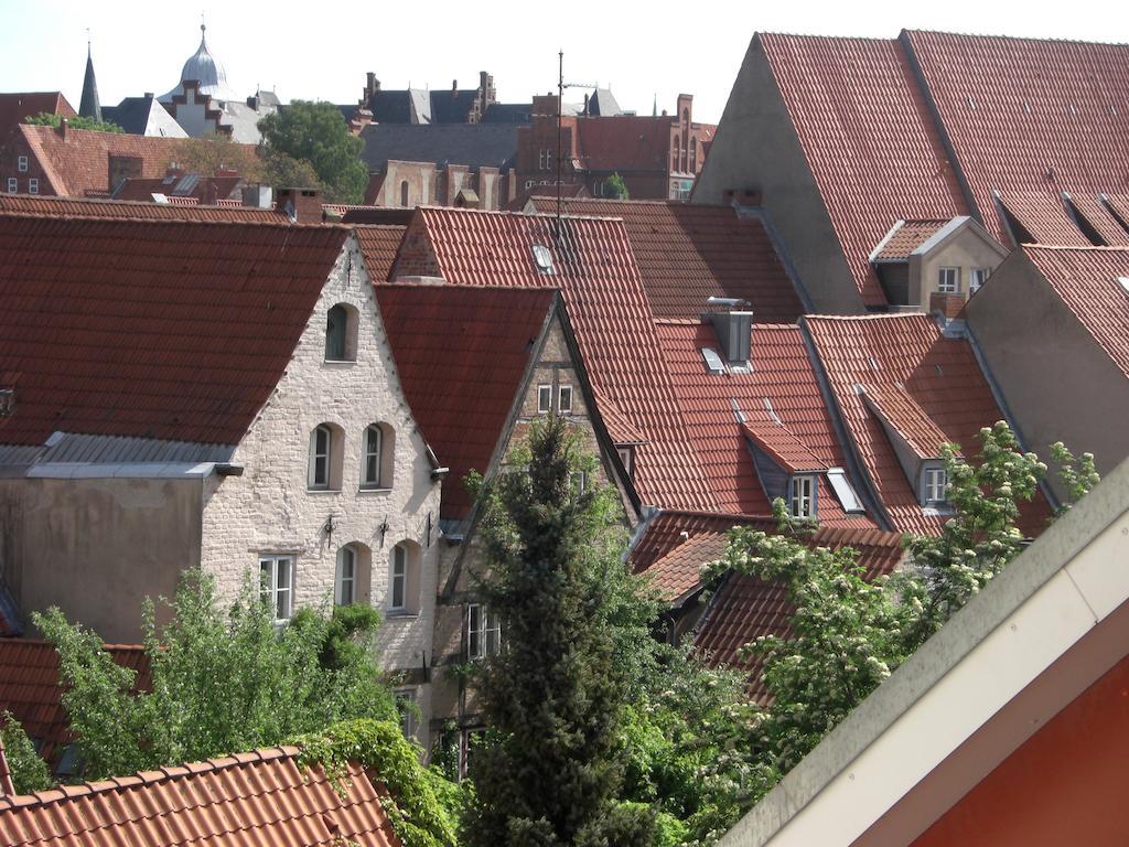 Likedeeler Am Stadthafen Lubeck Ruang foto