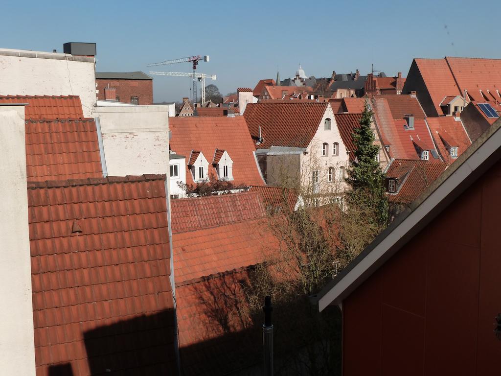 Likedeeler Am Stadthafen Lubeck Ruang foto
